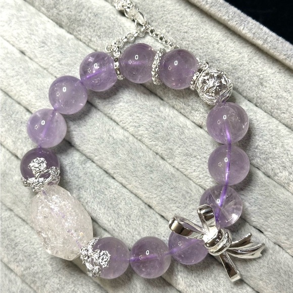 Meet your Posher, Alesha - Picture 16 of 16